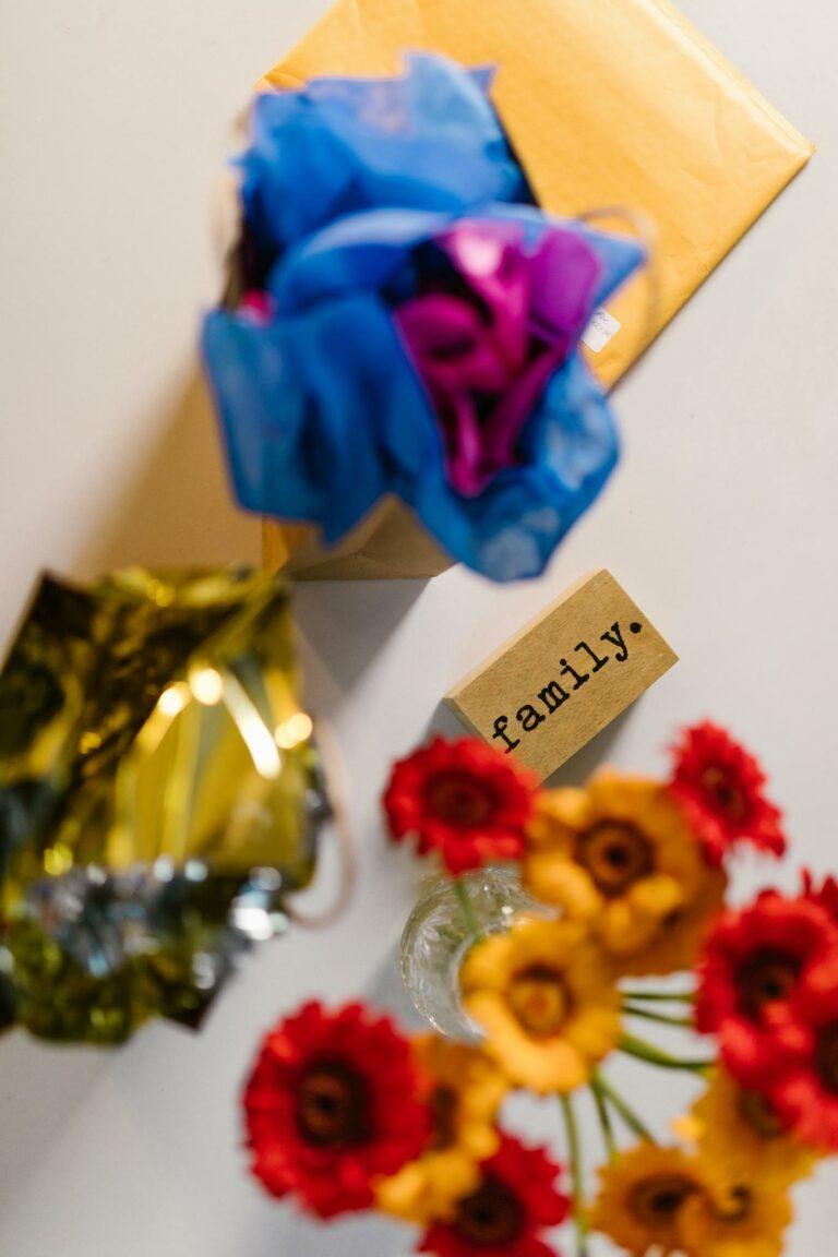Bright floral arrangement with a 'family' note, perfect for celebrations.